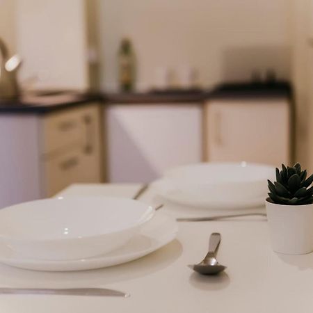 Smallest Apartment In The Center Of Riga Buitenkant foto